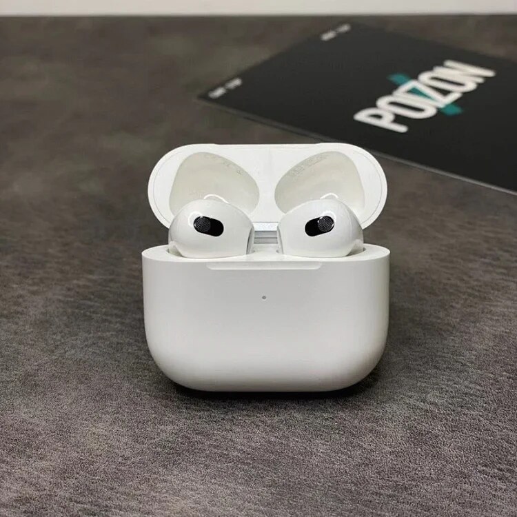 Apple AirPods Pro Earbuds in White