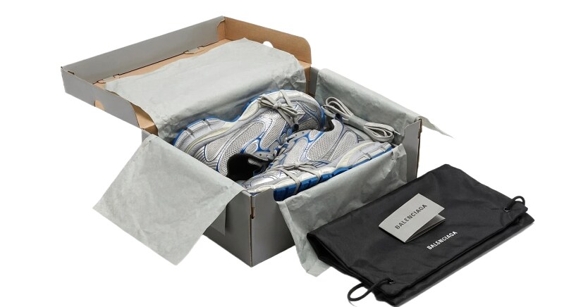 Balenciaga retro-style grey sports shoes