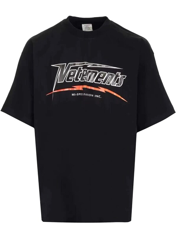 Compact Statement graphic T-shirt Black Colorful Lucky for Sport-Inspired Styling