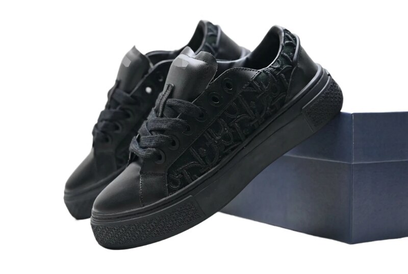 Dior retro-style black sneakers