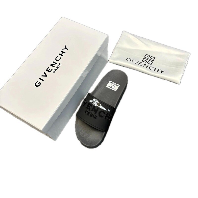Givenchy x Dalmatian Co-branded Streetwear Style Grey Slides