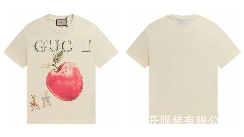 Gucci Apple Print Vintage Style Off-White T-Shirt