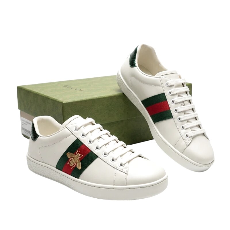Gucci Bee Series Fashionable White Shoes