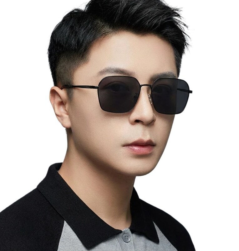 Gucci metallic-style black sunglasses