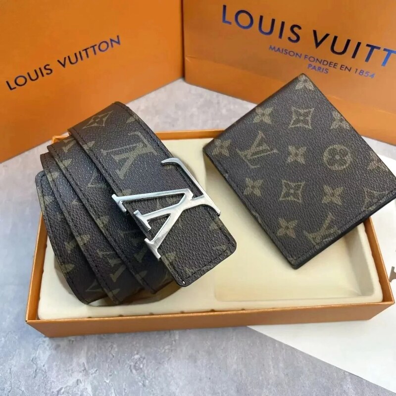 Hermes Polished Buckle Finish Reversible Leather Belt Relaxed Styling