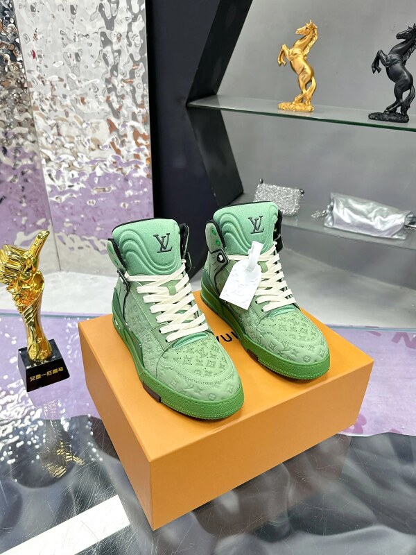 Louis Vuitton Green Sneaker with Green Low-top Detail
