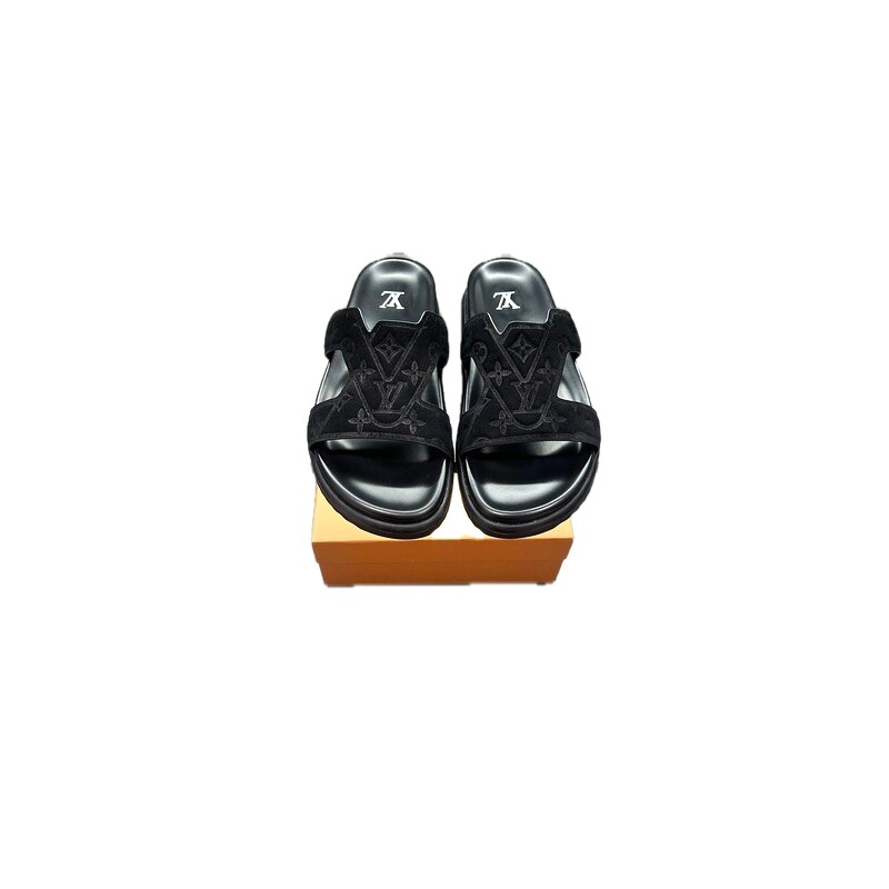 Louis Vuitton Monogram Light Luxury Style Black Slippers