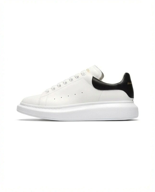McQueen thick-soled fashionable white sneakers