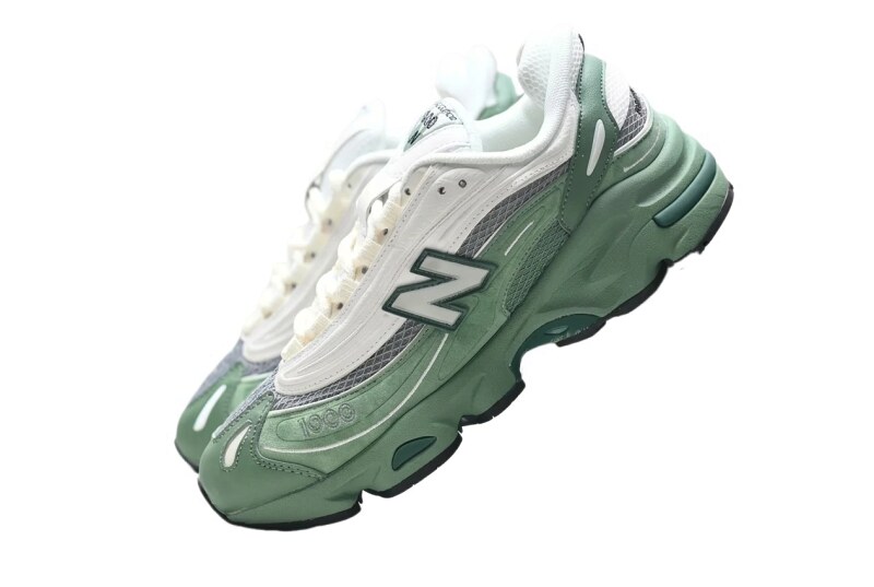 New Balance 1906R Retro Style Green and White Shoes