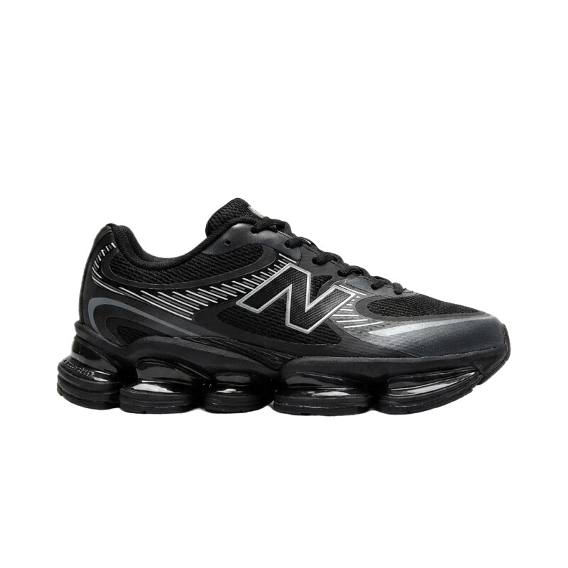 New Balance retro-style black and grey sports shoes