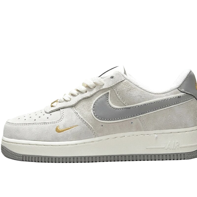 Nike Air Force 1 retro white shoes
