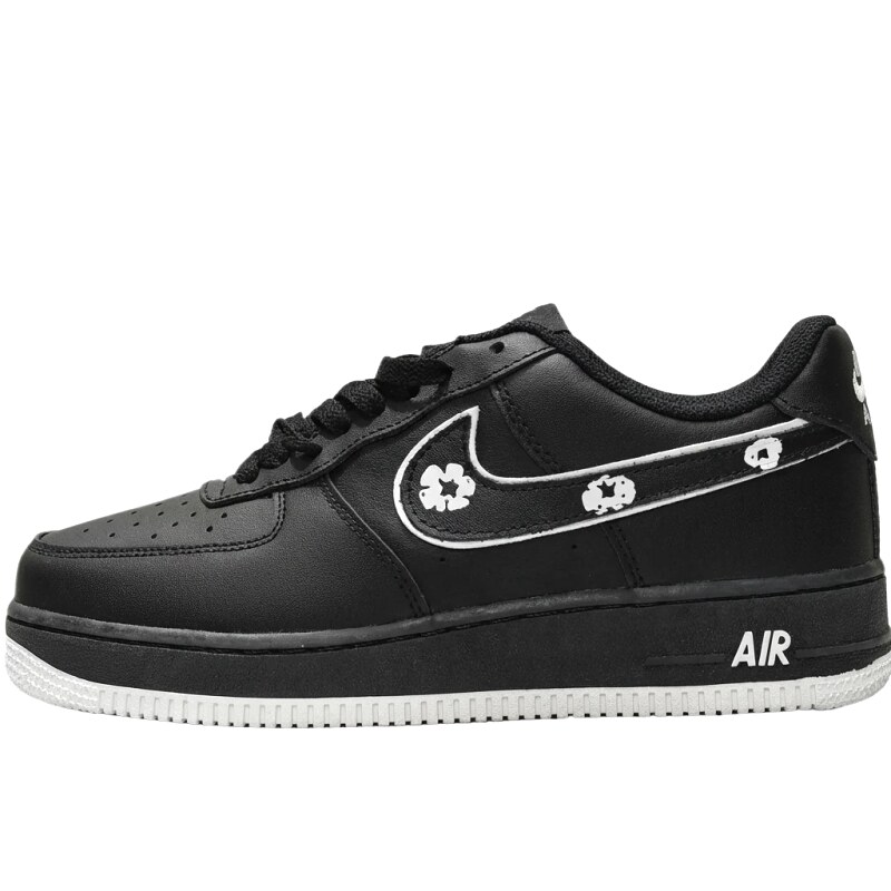 Nike Air Force 1 trendy black shoes