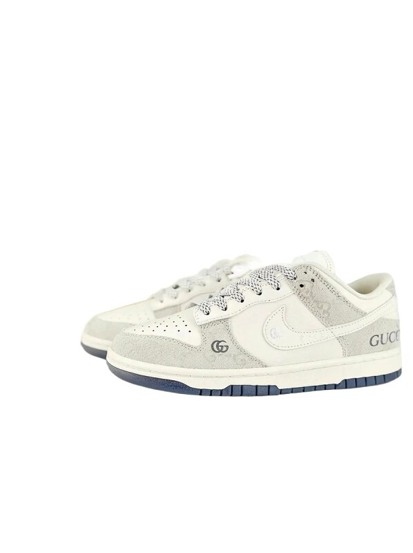 Nike Dunk Co-branded White and Grey Sports Shoes