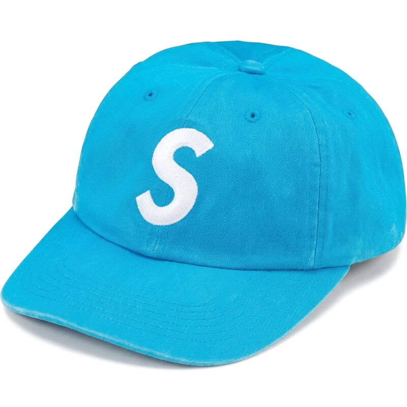 Supreme letters, trendy and cool, blue hat.