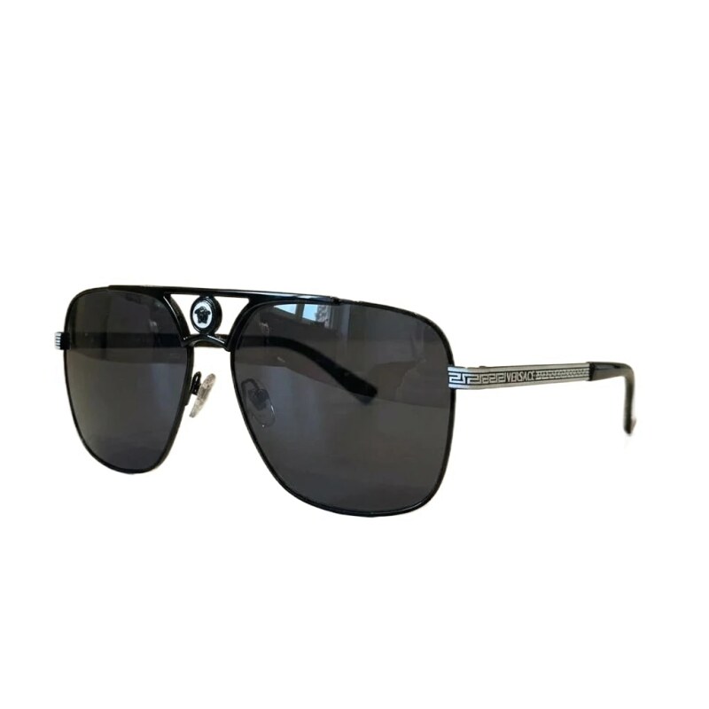 Versace's classic and fashionable black sunglasses