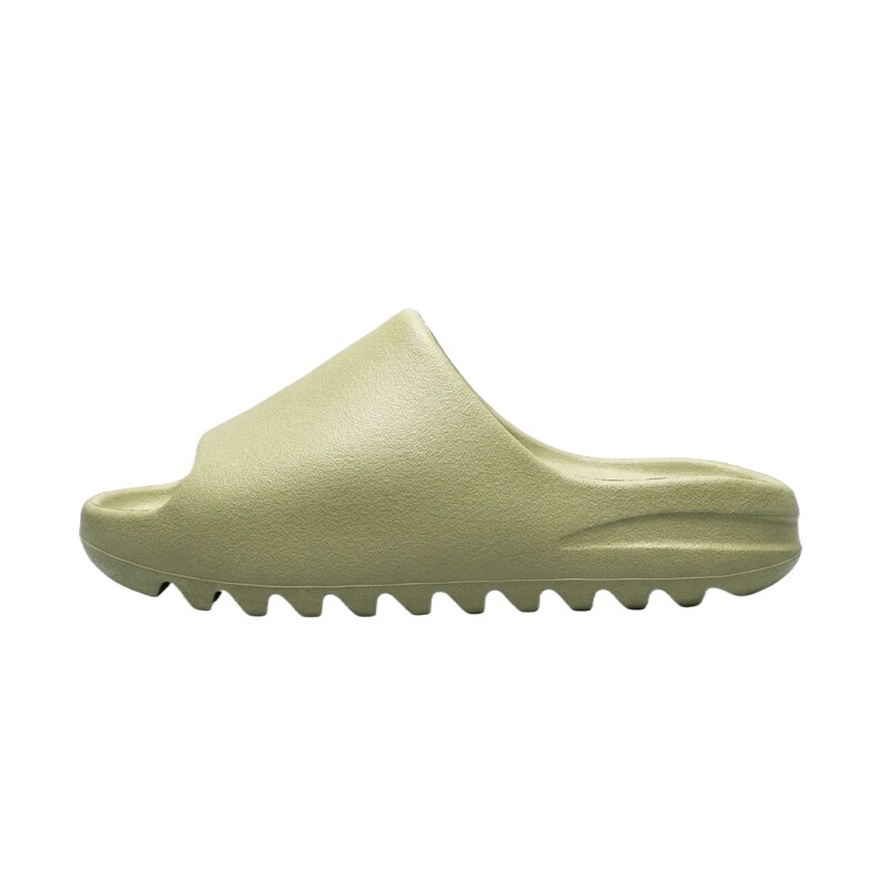 Yeezy matte bean green slippers